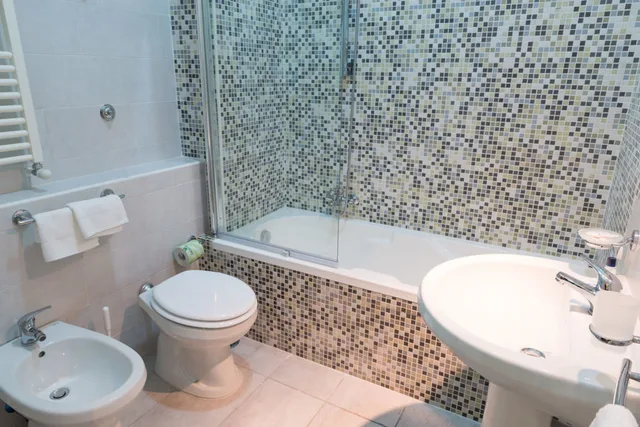 غرفة قياسية ثلاثية، Napoli Suite Hotel 6/7