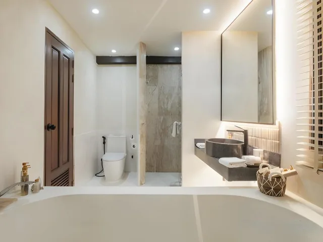 2 Bedrooms, Grand, Pool, Luxury, Villa, King Bed, Beach Front، Barcelo Coconut Island 6/6