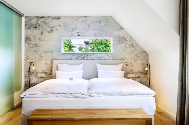 Room, Double Bed, Large, Hotel Schwanen Metzingen 8/10
