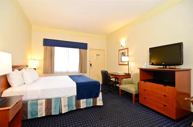 غرفة بسرير كينج، Best Western San Diego Pacific Beach/Mission Bay 3/8