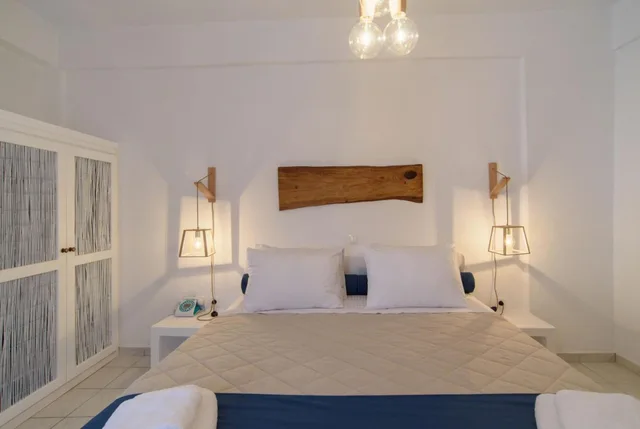 Deluxe, Suite, Sea View, Outdoor Jetted Tub، Santorini Crystal Blue 6/10