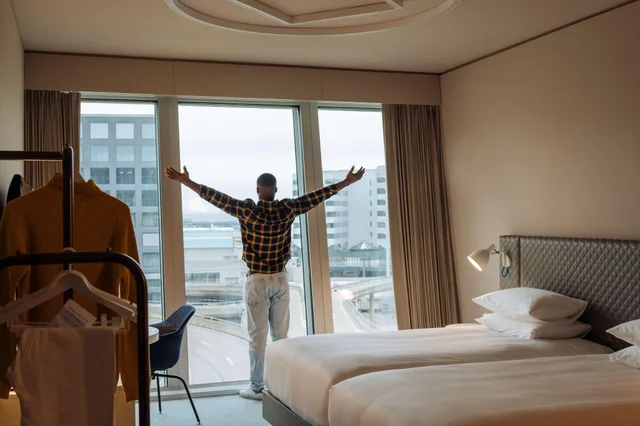 غرفة بسريرين منفصلين بإطلالة، Hyatt Place Zurich Airport The Circle 1/3