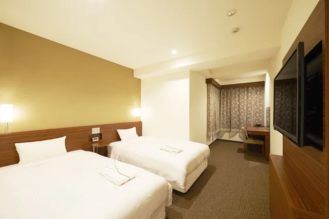 غرفة بسريرين منفصلين، Sotetsu Fresa Inn Tokyo-Tamachi 1/2