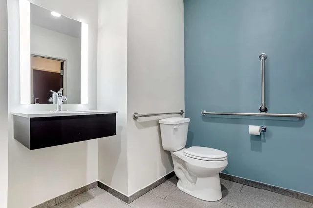 Suite, King Bed, Accessible, Sleep Inn & Suites Fort Walton Beach - Destin West 3/3