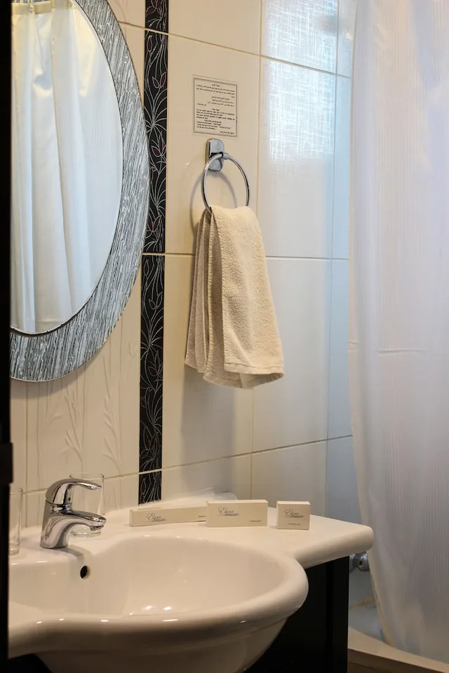 غرفة قياسية مفردة بسرير كينج، RETAJ HOTEL 8/10