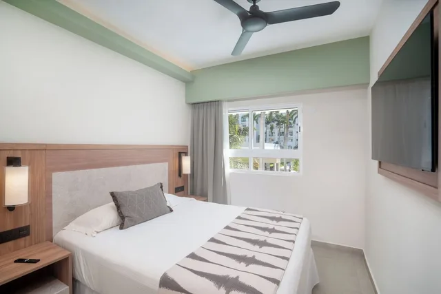 غرفة عائلية بسريرين مزدوجين بإطلالة على الحديقة بـ3 غرف نوم، RIU Flamingos - All Inclusive 5/7