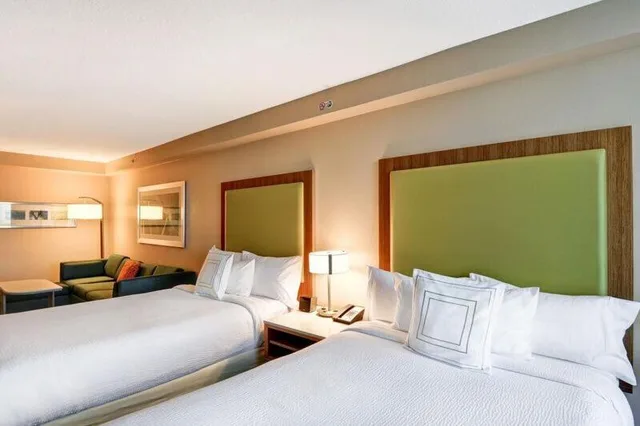 جناح بسريرين مزدوجين مع سرير سحّاب إضافي مع أريكة، SpringHill Suites Orlando Lake Buena Vista South 1/4