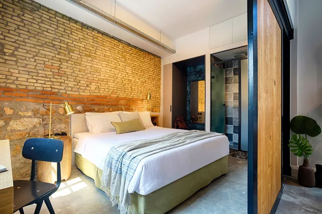 Design, Studio, Suite, Queen and Twin Beds، The Foundry Suites Athens 3/4