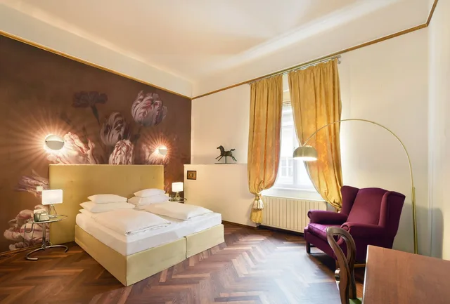غرفة سوبيريور بسرير مزدوج، Hotel Zum Dom Palais Inzaghi 1/3