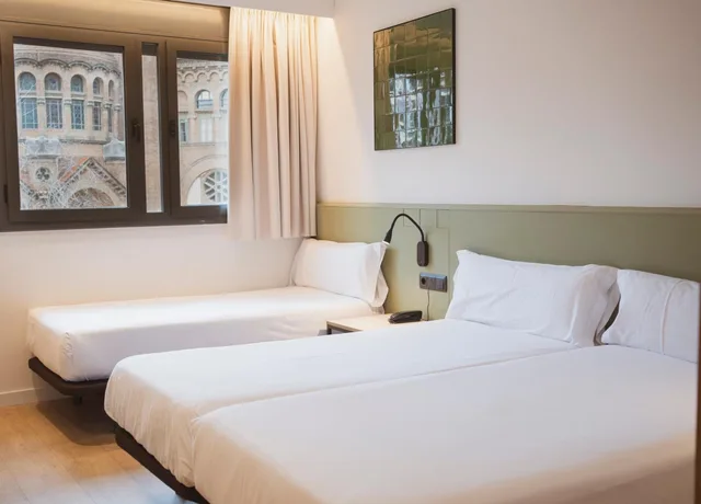 Room, Triple, Single Bed, Hotel Sant Pau 2/3