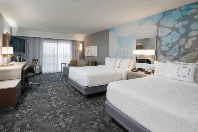 غرفة ديلوكس بسريرين كوين، Courtyard By Marriott Toronto Vaughan 2/8