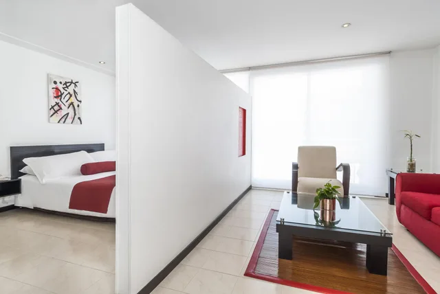 غرفة سوبيريور بسرير مزدوج، Travelers Apartamentos and Suites Orange Medellin 1/2