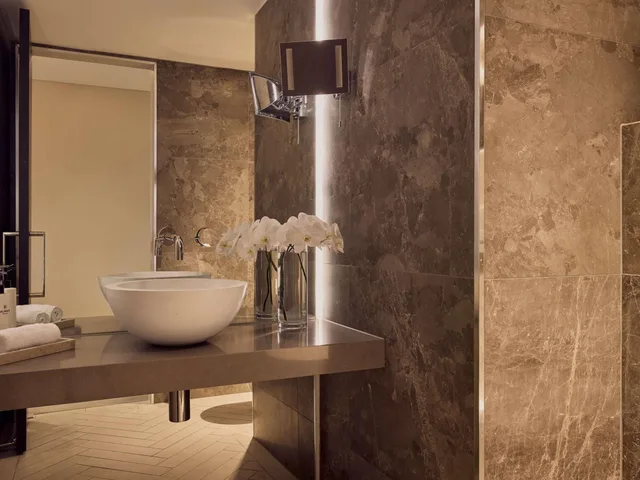 جناح سيغنتشر بسرير كينج بإطلالة على المدينة في طابق مرتفع، SOFITEL BRISBANE CENTRAL 5/8