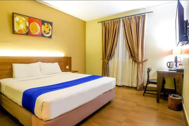 غرفة ديلوكس بسرير مزدوج، Hotel Dafam Cilacap 1/1