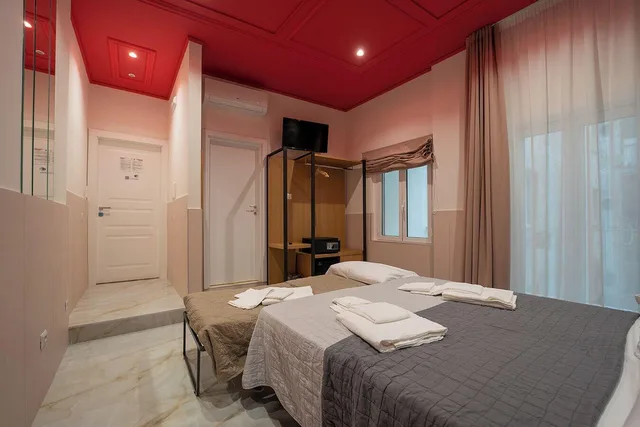 Victorian, Deluxe, Triple, Annex، B&B Le 4 Stagioni Dante's Suites 6/10