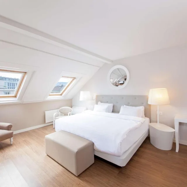 غرفة بسرير كينج بإطلالة على الحديقة، Hotel Geneva by Fassbind 1/3