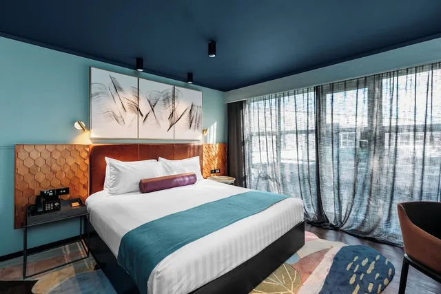 Oasis, King Bed، Naumi Auckland Airport 3/10