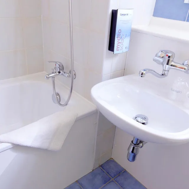 غرفة بسرير مزدوج، Kyriad Direct Marseille Est - La Valentine 9/10