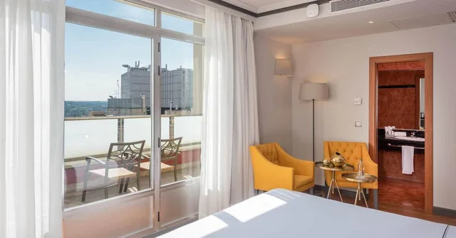 Premium, Gran Via View، Hotel Madrid Plaza Espana Affiliated by Melia 8/8