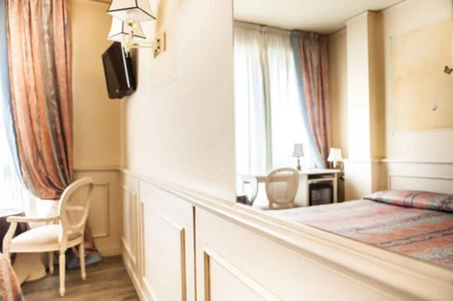 غرفة صغيرة بسرير مزدوج، Hotel San Luca Verona 10/10