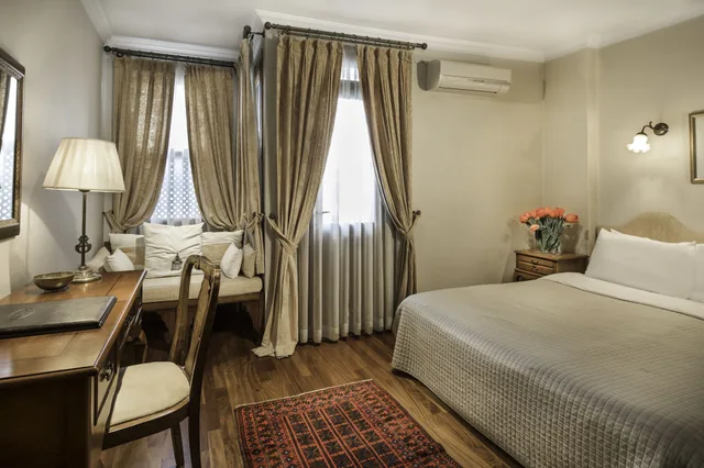 غرفة قياسية بسرير مزدوج، Hotel Sari Konak 1/4