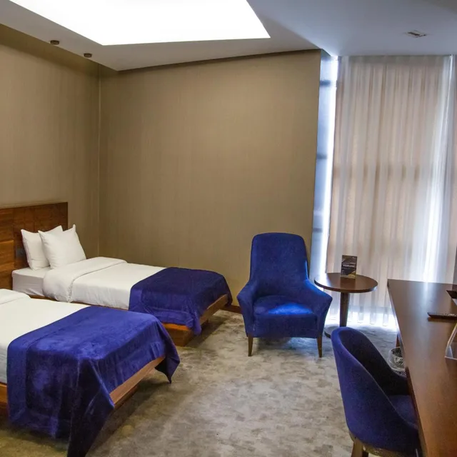 2 Bedrooms, Family Suite, Double Bed, Gold Majesty Hotel 6/11