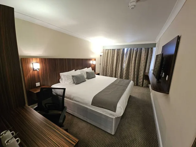 Accessible Double Room, Dancenter Lux Resort London City M25 4/8