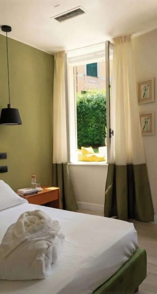 Classic, Double Bed, Hotel Sant'andrea 1/7