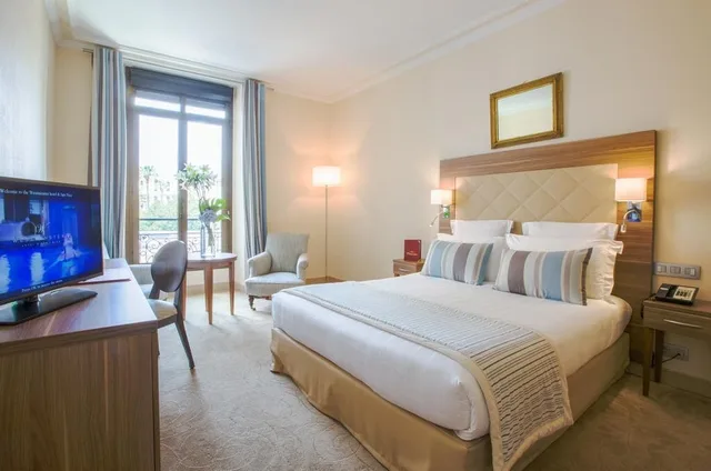 غرفة سوبيريور بإطلالة على المدينة، Westminster Hotel and Spa Nice 4/10
