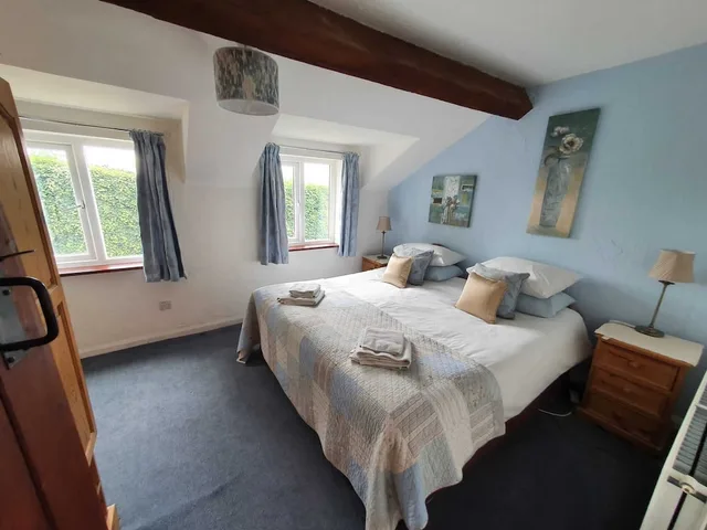 كوخ بستة أسرّة بحمام خاص، Martin Lane Farm Holiday Cottages 2/7