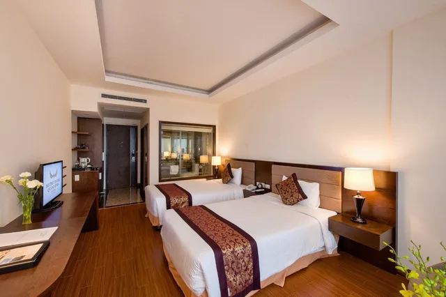 غرفة ديلوكس بسريرين منفصلين بإطلالة على المدينة، Muong Thanh Holiday Hoi An Hotel 3/8