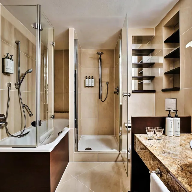 جناح بمنطقة جلوس بمطبخ صغير، CROWNE PLAZA BRATISLAVA 9/10