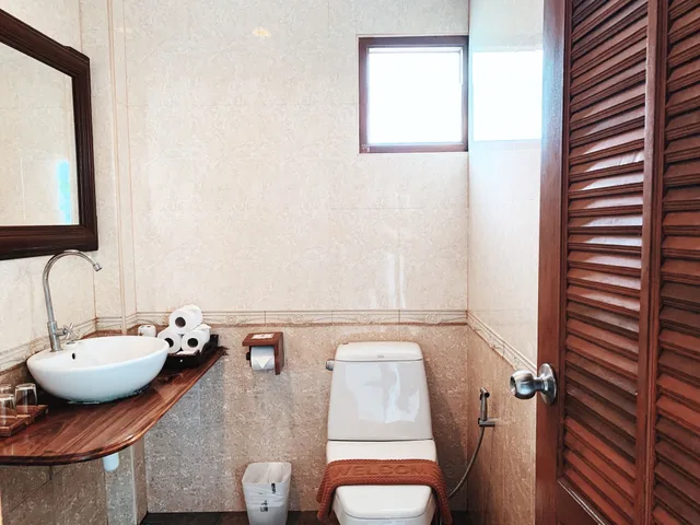 Family, King and Queen Bed, Lateral Side Sea View، Railay Phutawan Resort 7/9