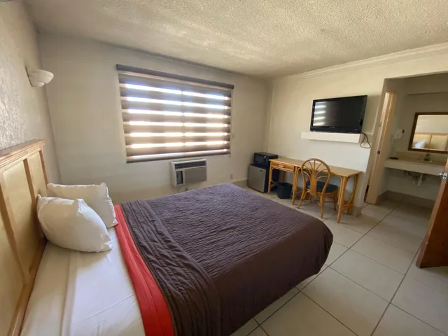 غرفة بسرير كوين، Paris Hotel 5/10