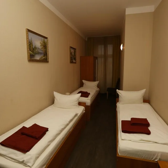 غرفة ثلاثية، Hotel Ai Koenigshof 4/10