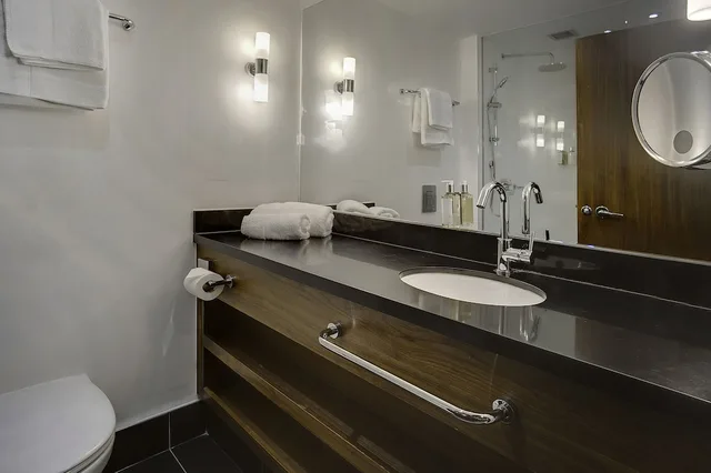 غرفة بسريرين مزدوجين، Sandman Signature London Gatwick Hotel 9/10