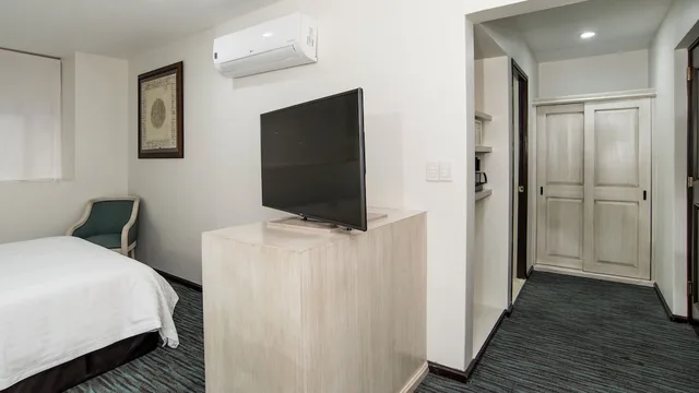 غرفة قياسية بسرير كوين، Holiday Inn Suites Mexico Zona Reforma An Ihg Hotel 4/5