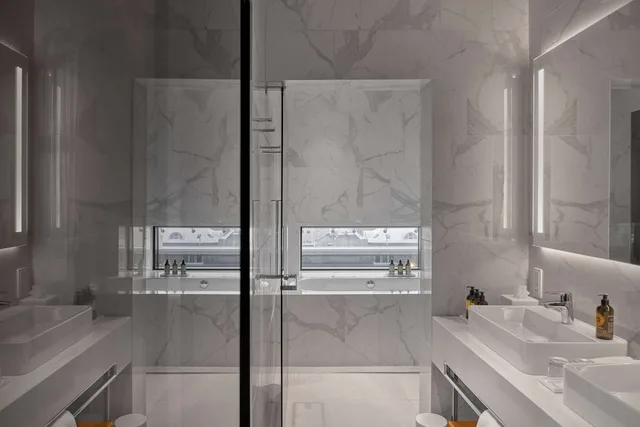 جناح بسرير كينج، Iceland Parliament Hotel, Curio Collection by Hilton 7/8