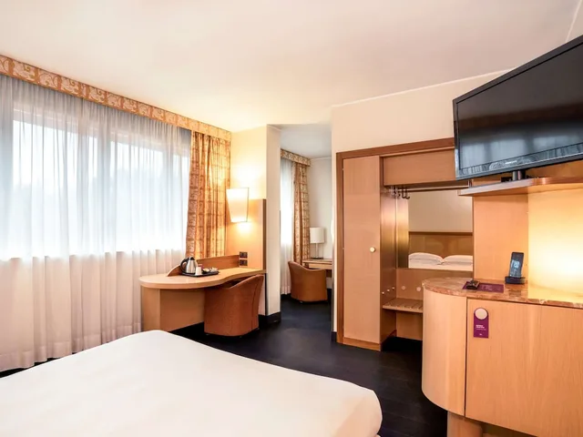 غرفة سوبيريور بسريرين منفصلين، Mercure Roma West 4/9