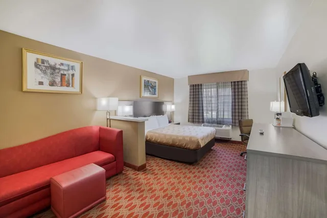 جناح بسرير كينج، Quality Inn & Suites Goodyear - Phoenix West 3/5