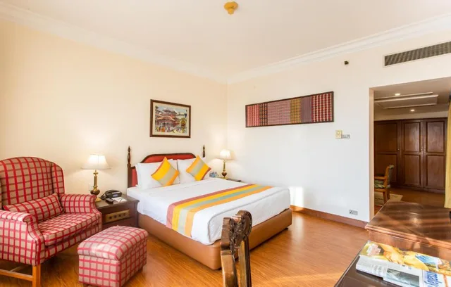 جناح مفرد، The Everest Hotel 1/1
