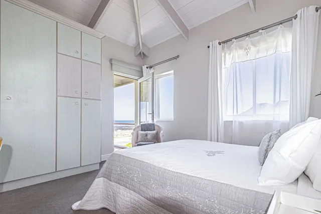 غرفة فاخرة بسرير كوين، 138 Marine Beachfront Guesthouse 3/5