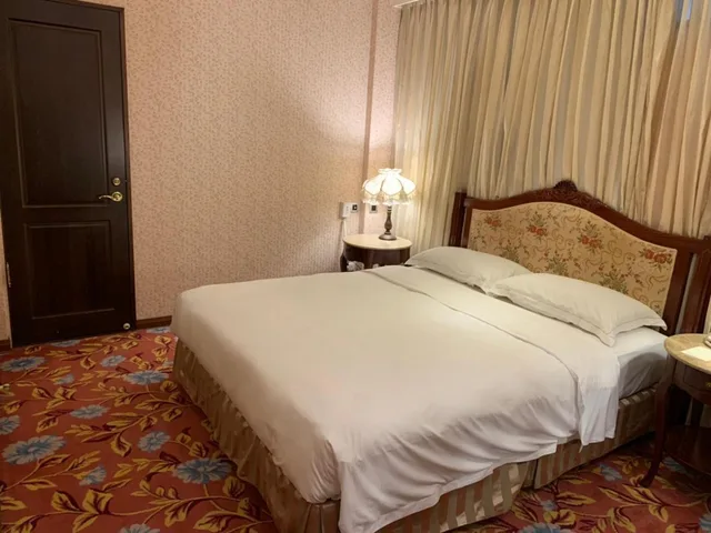 Standard, Queen Bed, No Window، Royal Seasons Hotel Taipei 1/4