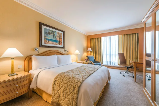 غرفة تنفيذية بسرير كينج، JW MARRIOTT HOTEL KUWAIT CITY 4/9