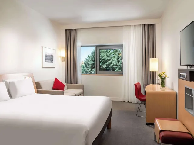 غرفة سوبيريور بسرير كوين مع أريكة، Novotel Kayseri 1/5