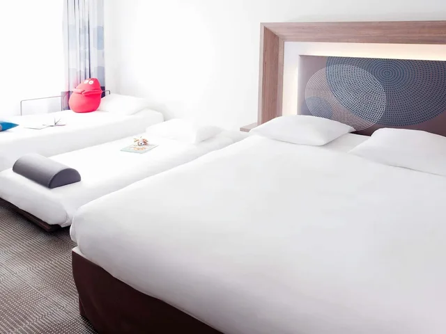 غرفة كلاسيكية بسرير مزدوج مع أريكة، NOVOTEL LILLE AEROPORT 4/10