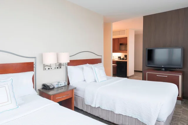جناح ركني بسريرين مزدوجين، Springhill Suites Chicago Ohare By Marriott 2/4