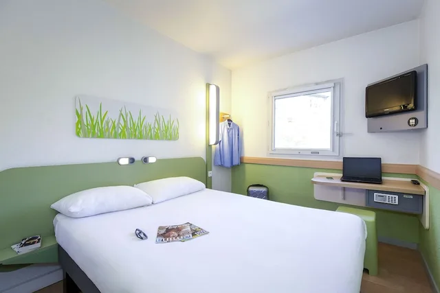 غرفة بسرير مزدوج، Ibis Budget Hyeres Centre Ville 2/4