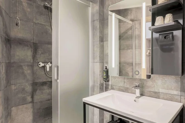 غرفة قياسية مفردة، B&B HOTEL Prato City Center 7/8