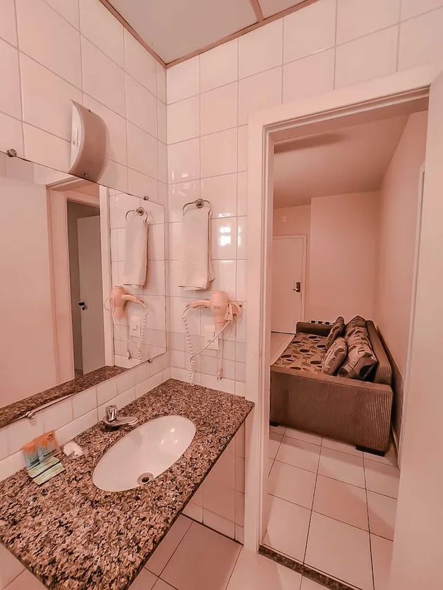غرفة ديلوكس بسريرين منفصلين مع أريكة، Pampulha Flat 3/4